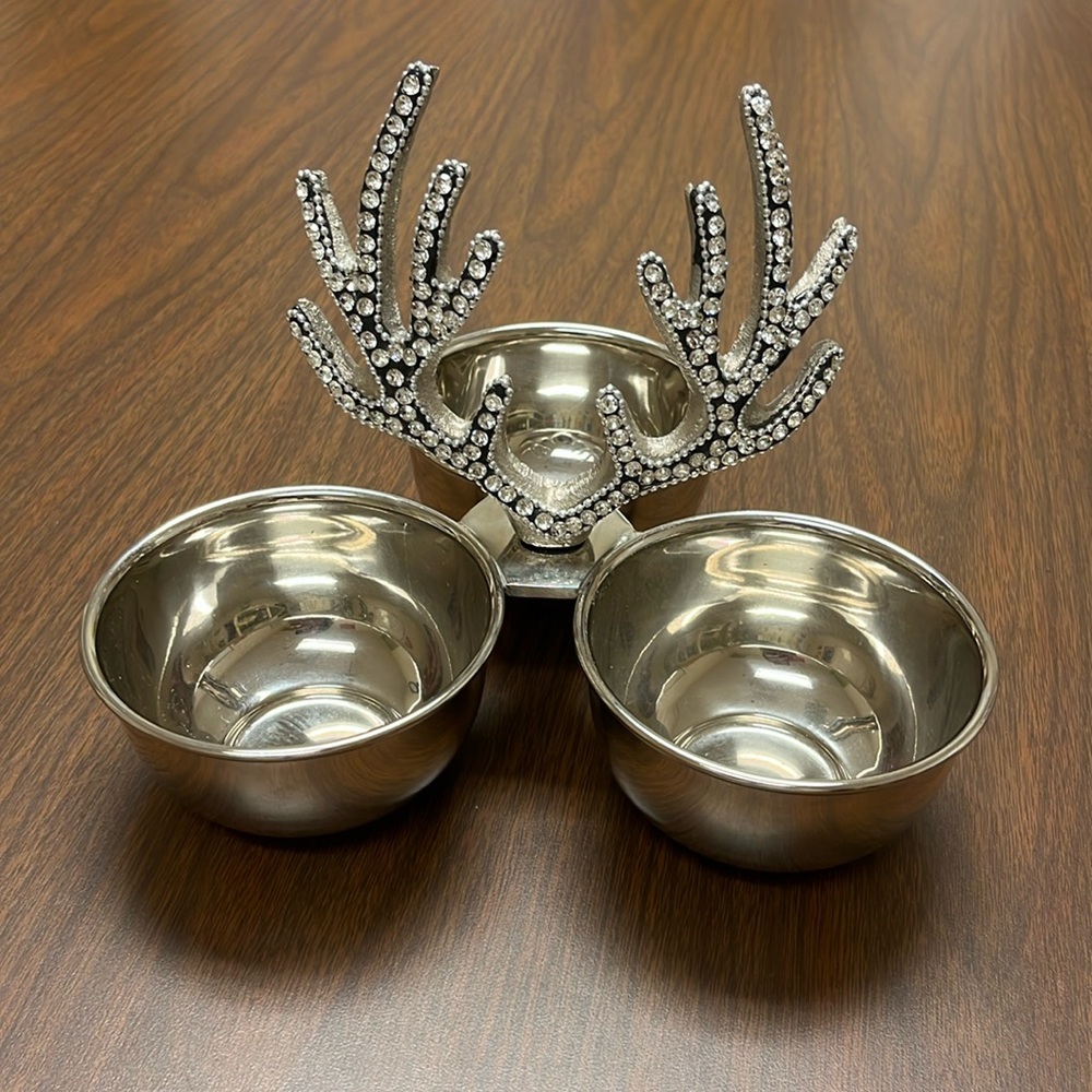 Holiday reindeer three bowl serving dish‎